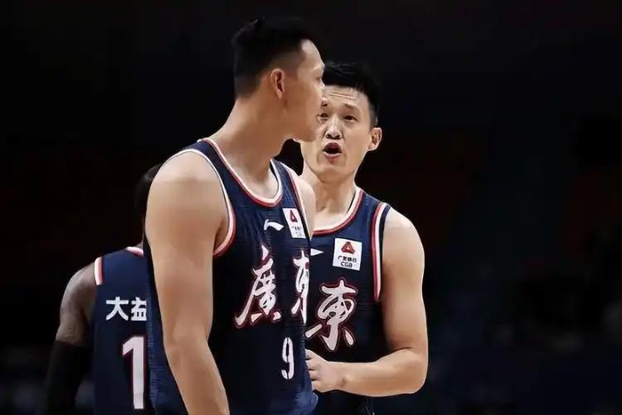 广东队季后赛调整轮换启用陈家政应对广州挑战